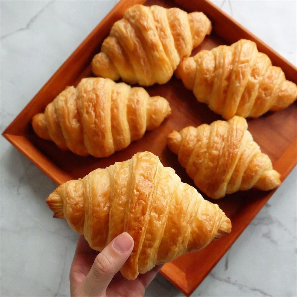 Plain Croissant