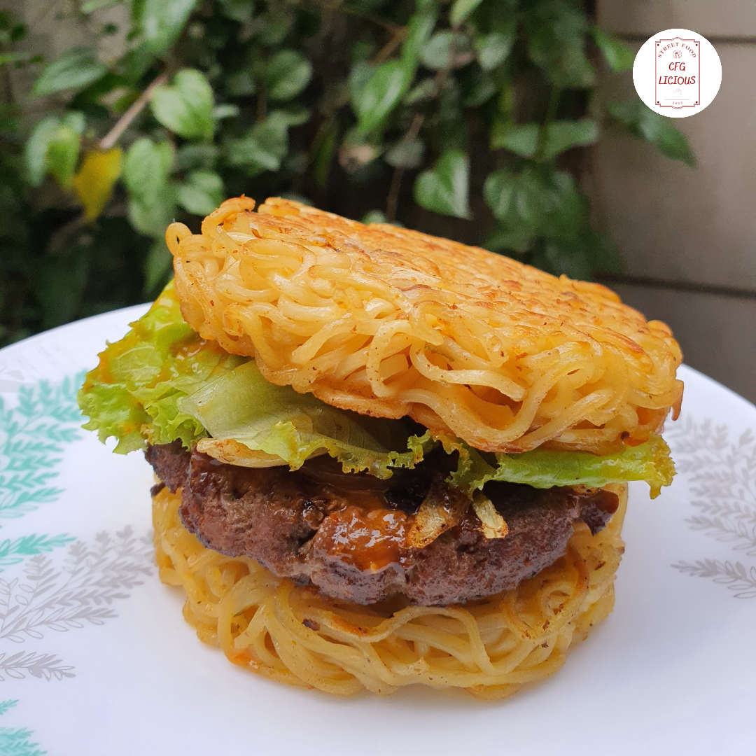 Beef Ramen Burger